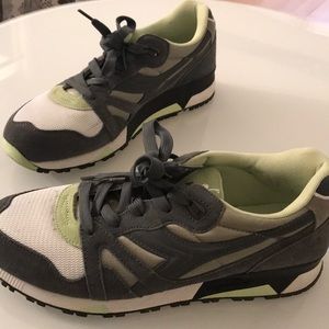 Diadora N9000 Mens Green and Gray Sneakers Sz 9.5.